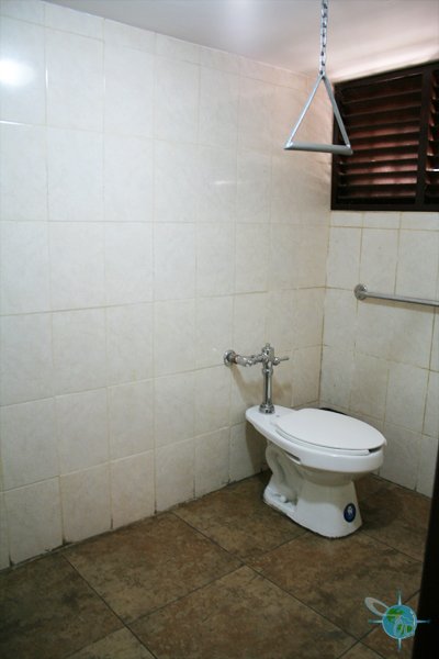 ecuador_public_bathrooms4