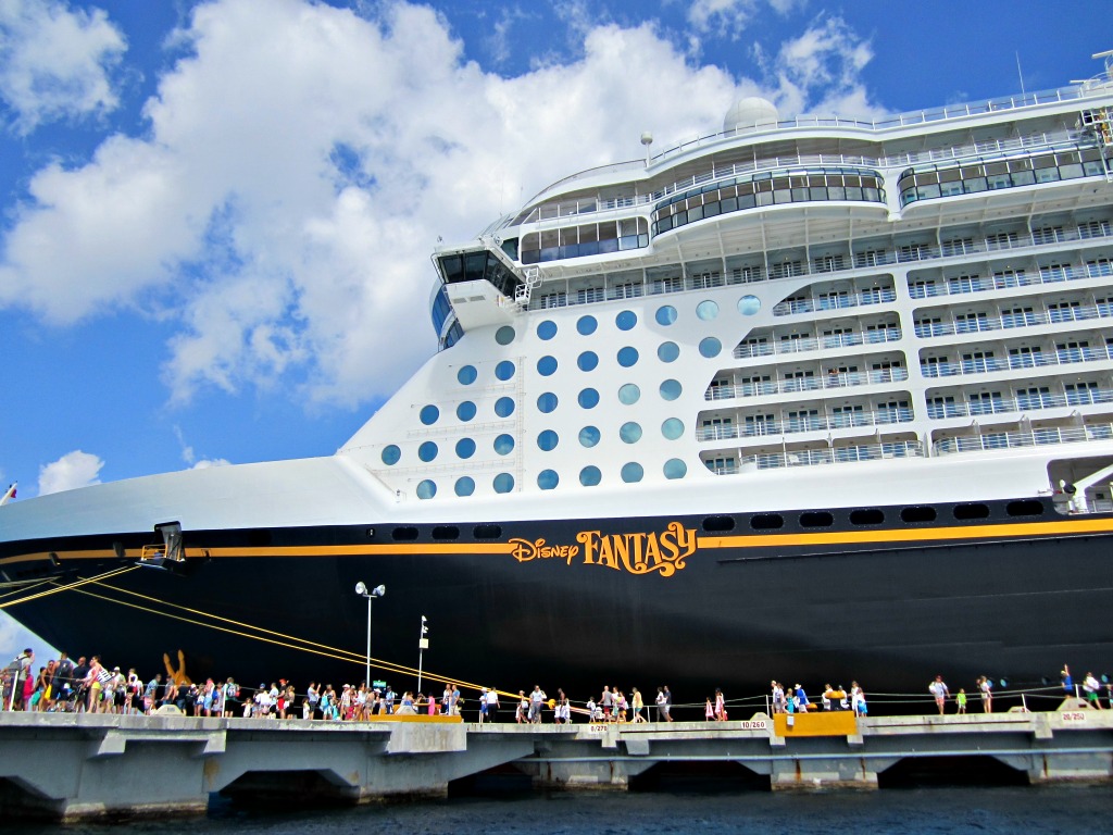 7Day Western Caribbean Cruise (Disney Fantasy)