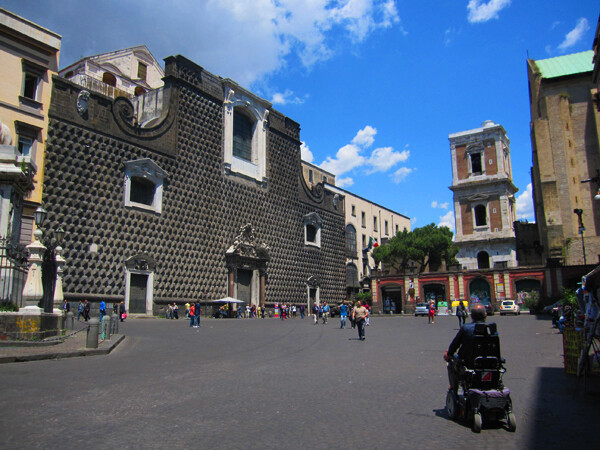 Naples, Italy Complete Wheelchair Access Guide