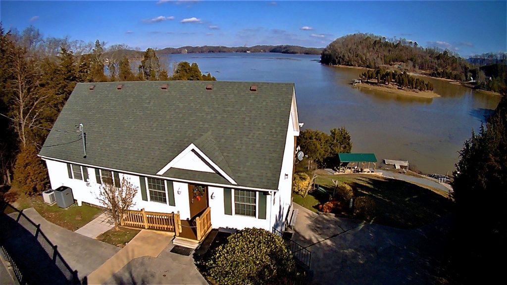 Tennessee: Lake Douglas Accessible Rental Home