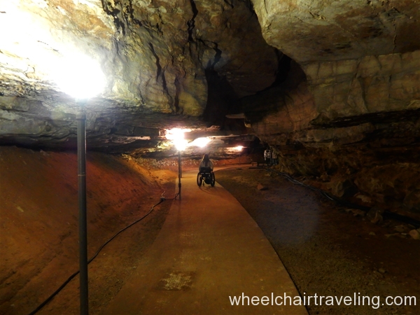 Mammoth_Cave_Tour3