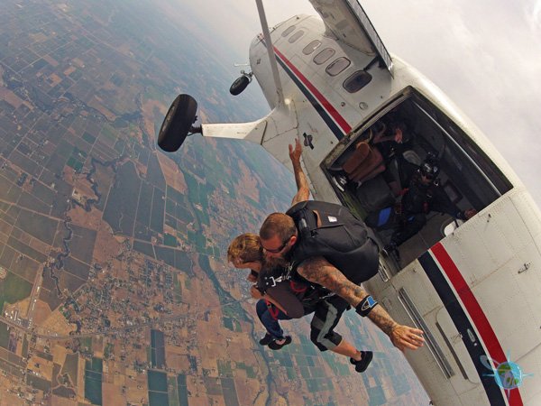 skydiving_small_8