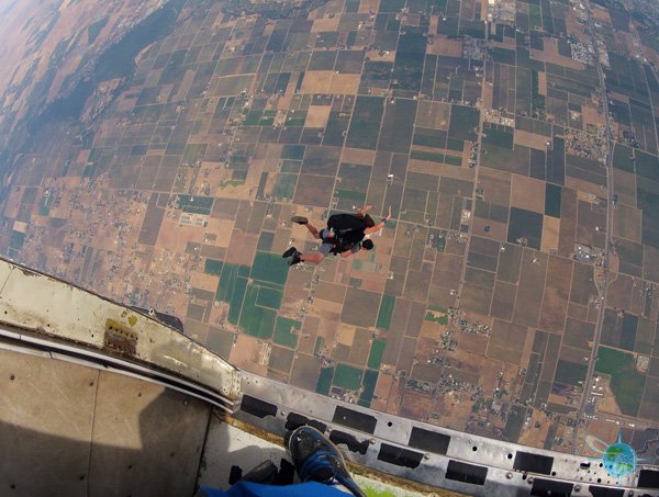 skydiving_small_9